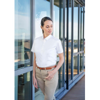 Kurzarm Damenbluse Stretch in Modern-Fit BF15